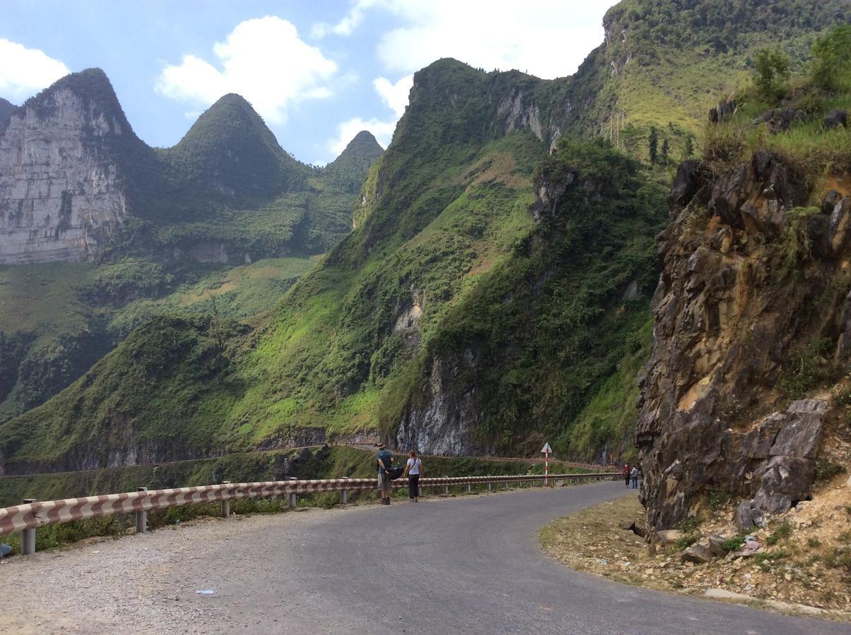 Huong Thao 2 Hotel Ha Giang Exterior foto